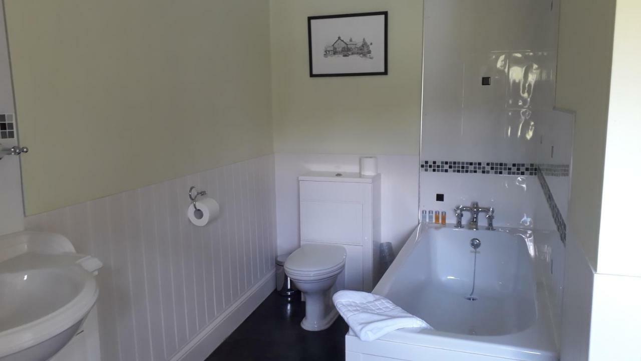 The Draen Bed And Breakfast Brecon Exterior foto